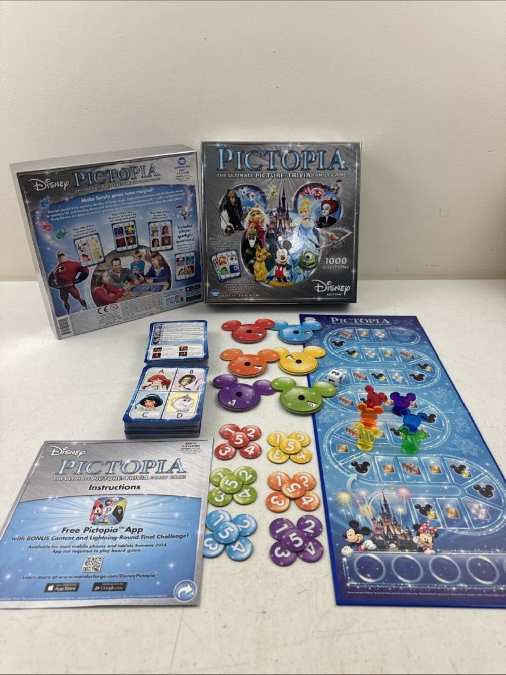 Pictopia Disney Edition Picture Trivia Board Game 1000 Questions 100%Complete